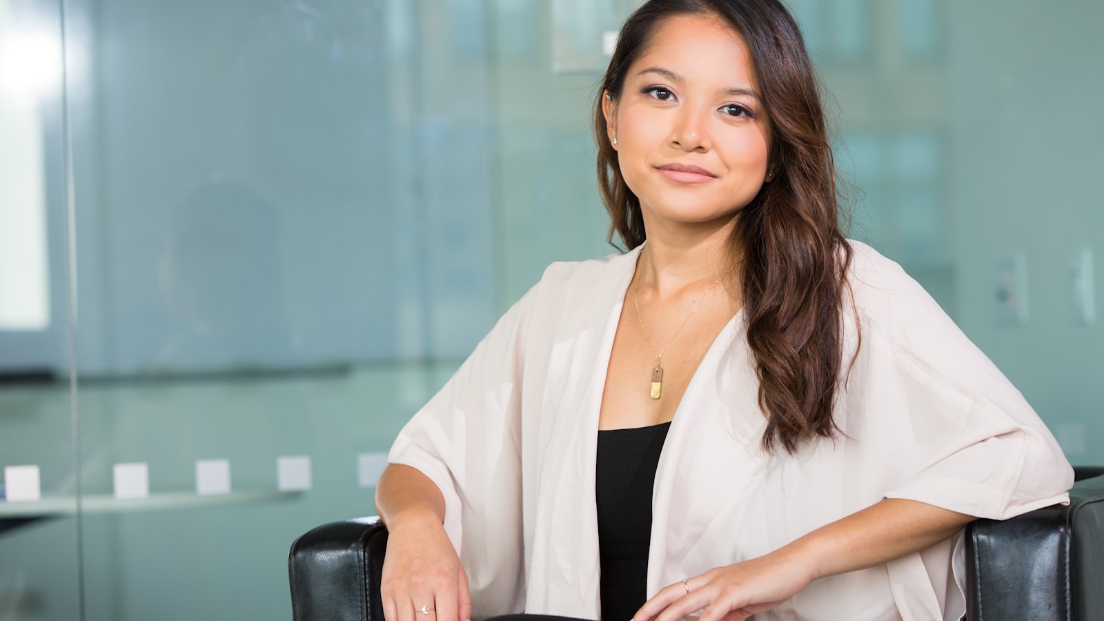 What Every BODY Is Saying: Decoding Body Language